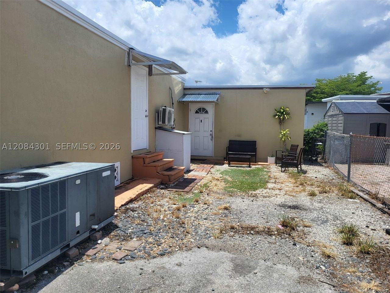 1310 Sw 130th Ave #1310 - Photo 3 of 17