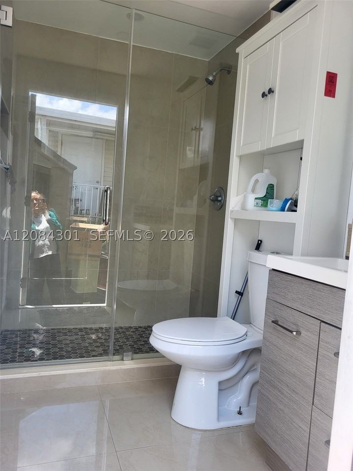 1310 Sw 130th Ave #1310 - Photo 7 of 17