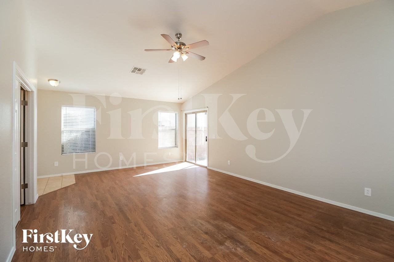 3769 W Dancer Ln - Photo 2 of 15