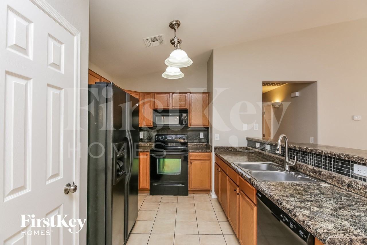 3769 W Dancer Ln - Photo 7 of 15
