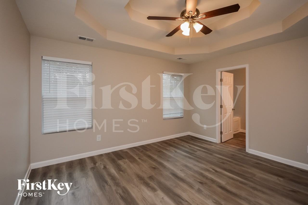 140 Rivercrest Ln - Photo 6 of 15