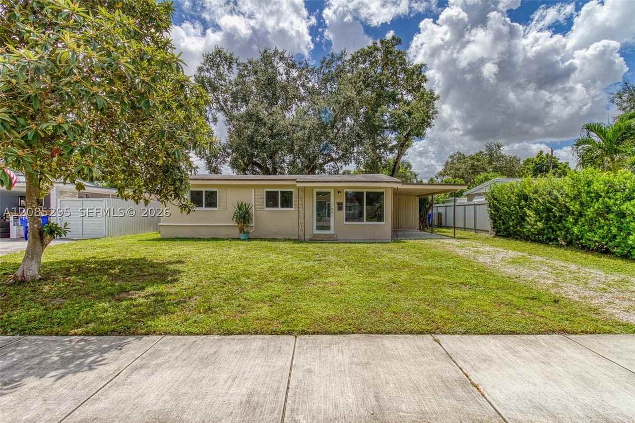 6634 Atlanta St - Photo 2 of 32