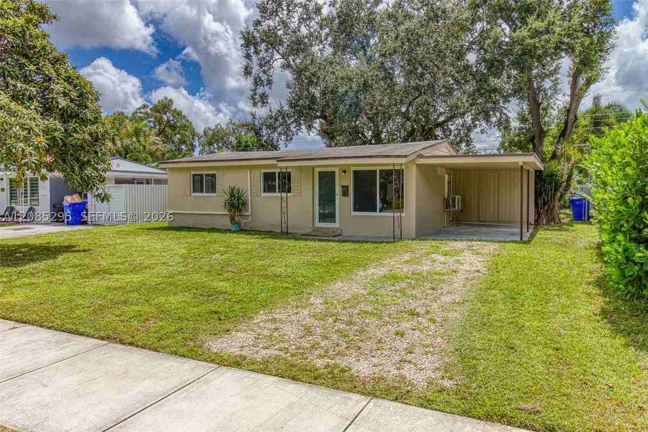 6634 Atlanta St - Photo 3 of 32