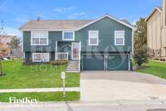 1877 Gates Dr W - Photo 1 of 1