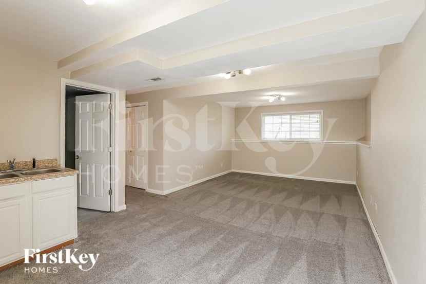 1877 Gates Dr W - Photo 6 of 15