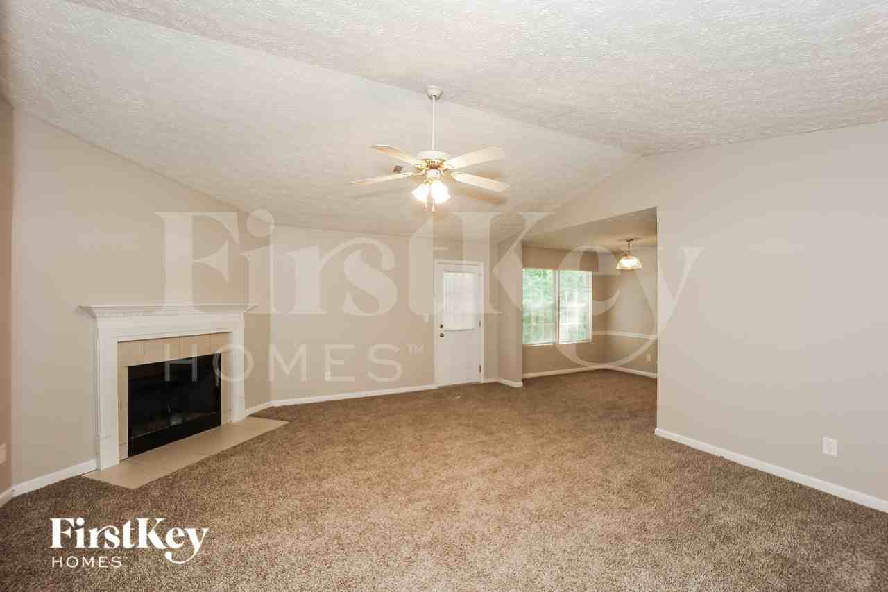941 Jester Creek Ct - Photo 3 of 16