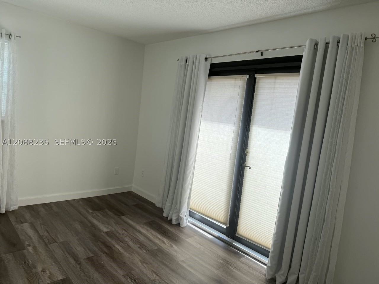 16601 Sw 149th Pl #0 - Photo 2 of 6