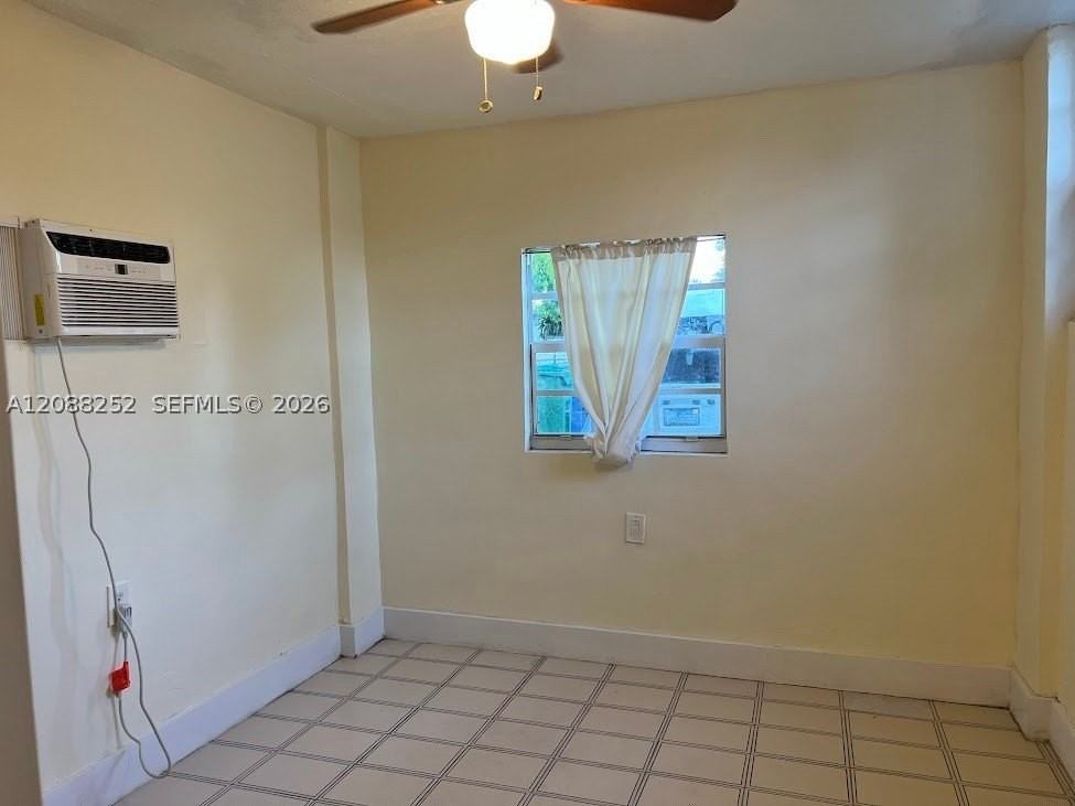 280 Nw 104th Ter #280 - Photo 3 of 5