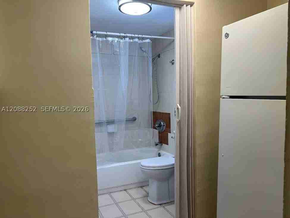 280 Nw 104th Ter #280 - Photo 4 of 5