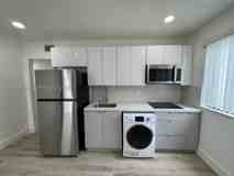 1943 Nw 2nd Ct #5 - Photo 1 of 1