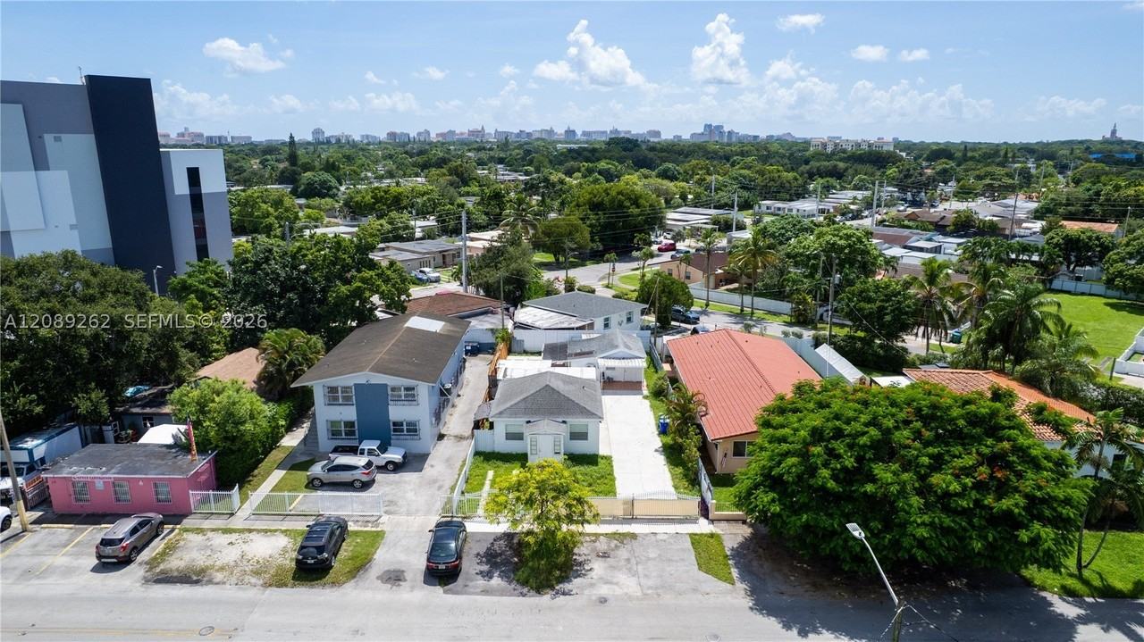 27 Sw 55th Avenue Rd #F - Photo 2 of 30
