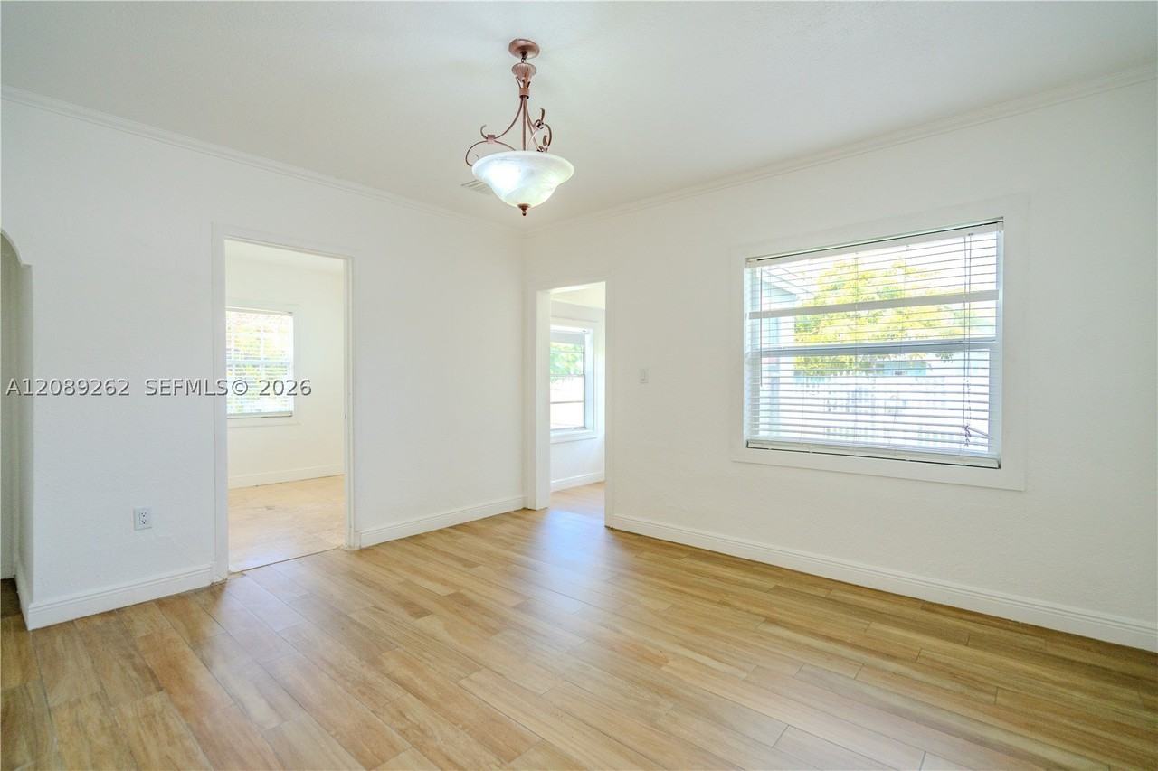 27 Sw 55th Avenue Rd #F - Photo 6 of 30