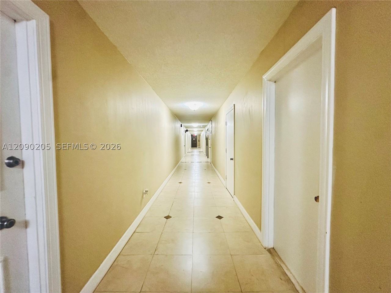 1401 S Ocean Dr #303 - Photo 4 of 31
