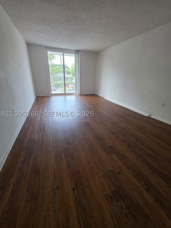 16950 W Dixie Hwy B225 Hwy #B225 - Photo 7 of 29