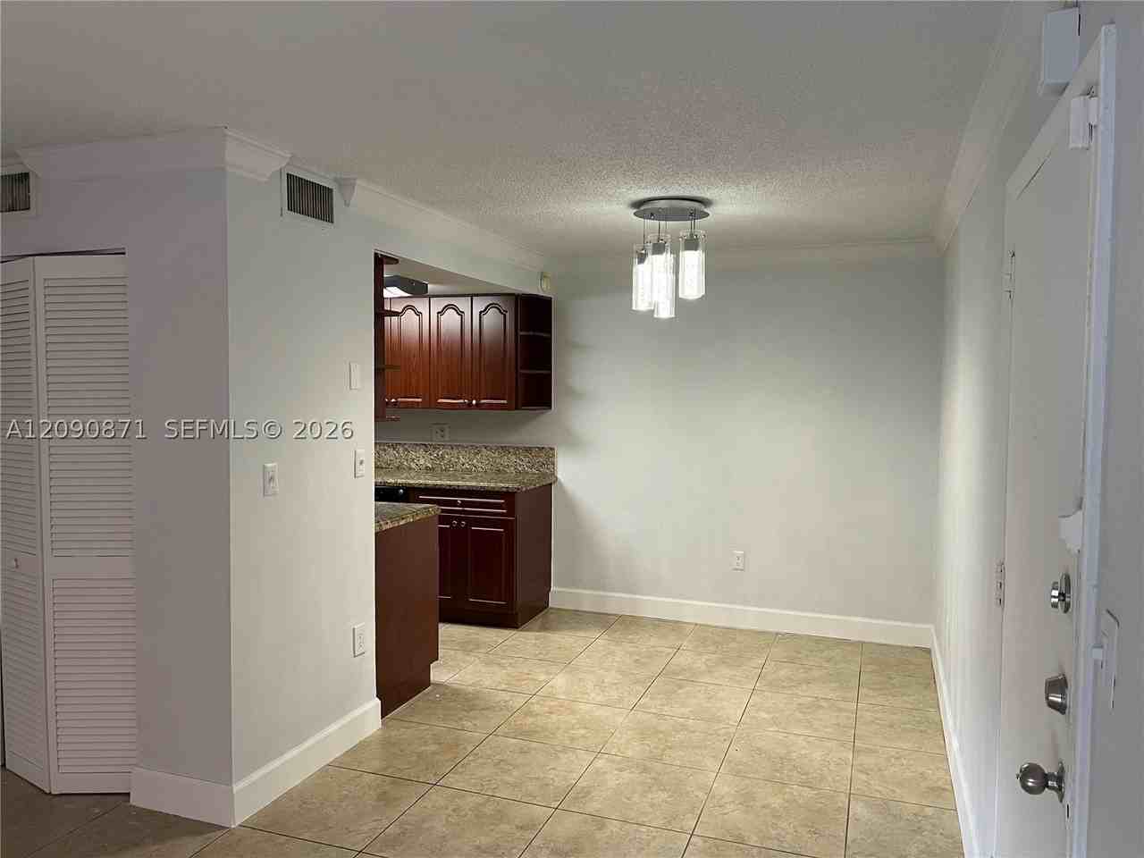 7200 Fairway Dr #H5 - Photo 7 of 24