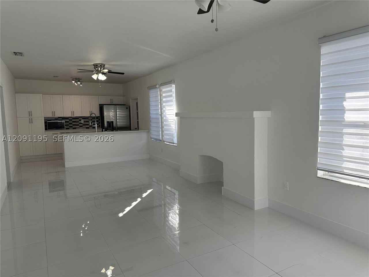 1922 Nw 4th St #A - Photo 7 of 14