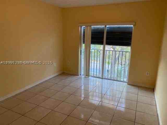608 Sw 7th Ter #608 - Photo 4 of 11