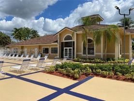 450 Palm Cir W #202 - Photo 1 of 1
