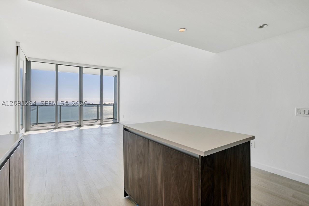 3131 Ne 7th Ave #4803 - Photo 3 of 50