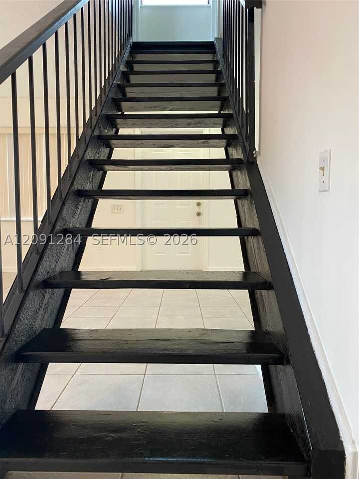 11561 Sw 64th St #B - Photo 7 of 21