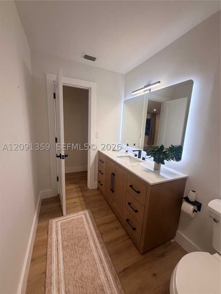 18608 Sw 93rd Pl #18608 - Photo 7 of 37