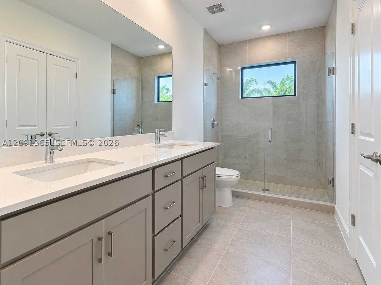 10755 Nw Wilgrove Ln #10755 - Photo 7 of 9