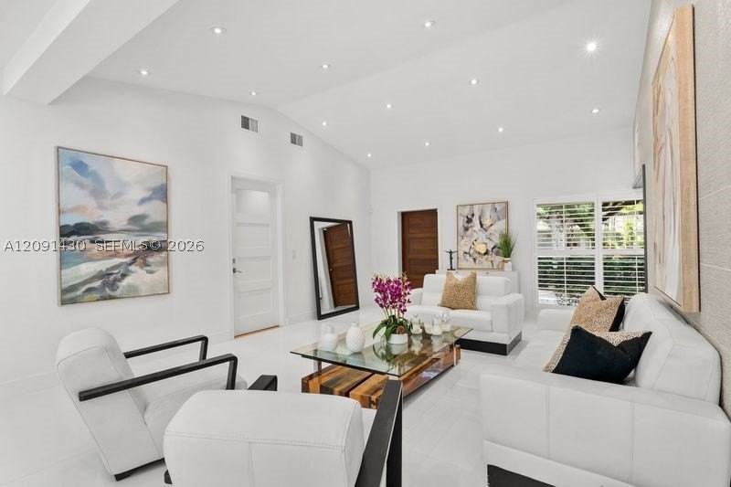 1021 Matanzas Ave - Photo 6 of 15