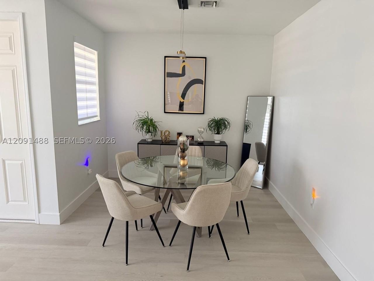 1022 Ne 42nd Ter - Photo 4 of 50