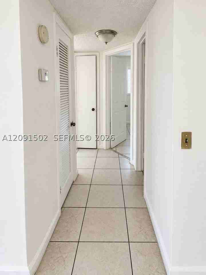 6034 Sw 37th St #10 - Photo 5 of 9