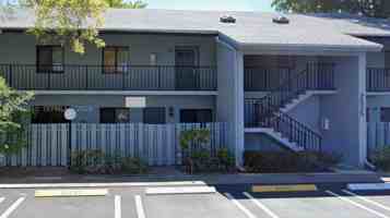 featured image of 2535 Sw 22nd Ave #2020