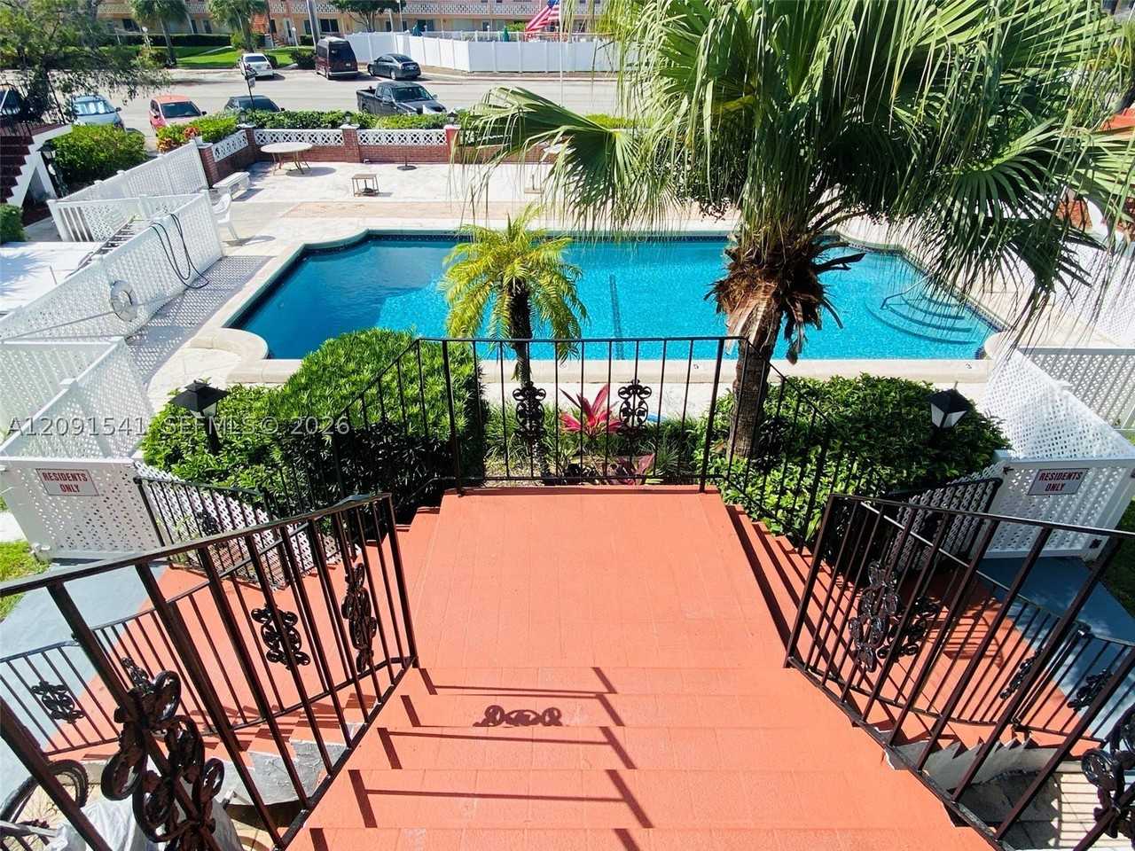 1100 Atlantic Shores Blvd #309 - Photo 4 of 14