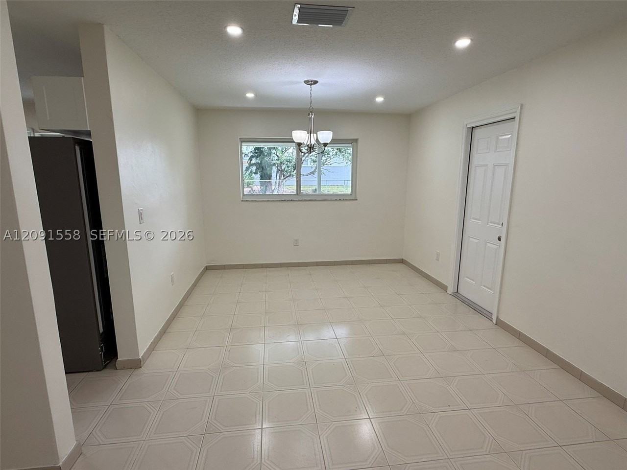 11450 Sw 47th Ter #11450 - Photo 6 of 25