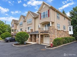 featured image of 247 River Rd