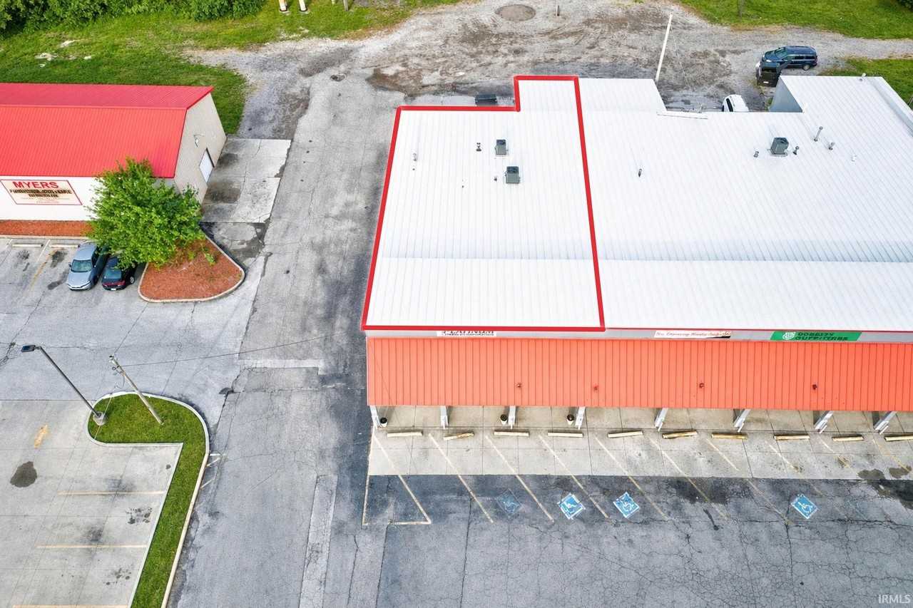 2123 S Memorial Dr - Photo 2 of 28