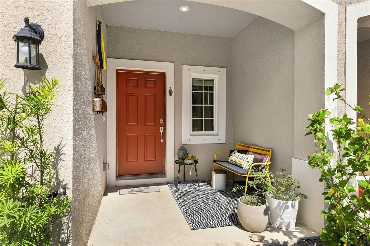 8605 Lunar Skye St - Photo 4 of 29