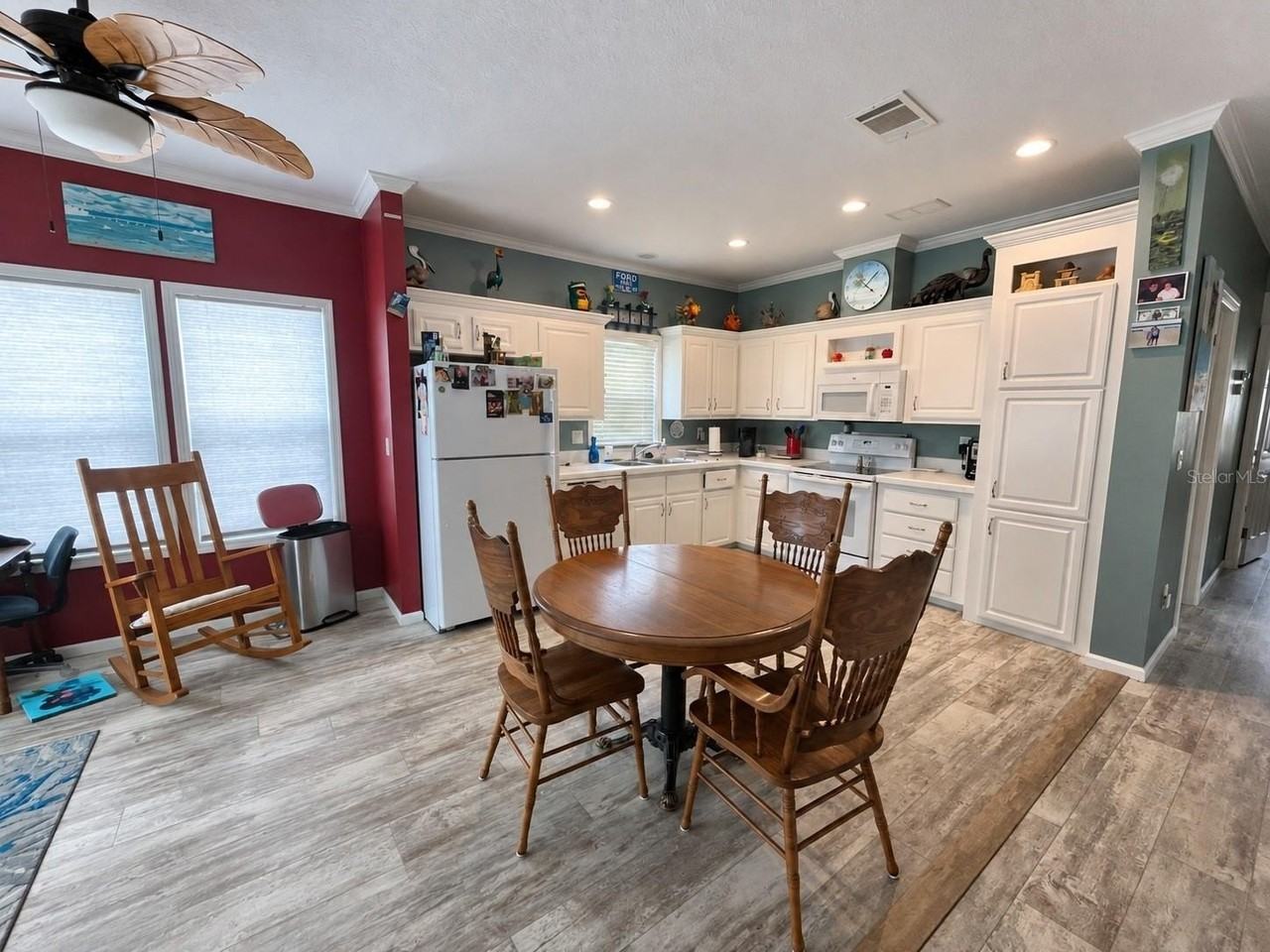 6519 Oregon St - Photo 4 of 25