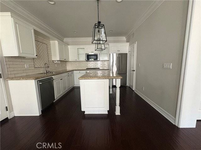 22 Sablewood Cir - Photo 3 of 8