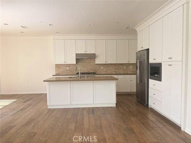 209 Rodeo - Photo 7 of 8