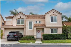 featured image of 10 Santa Clara St