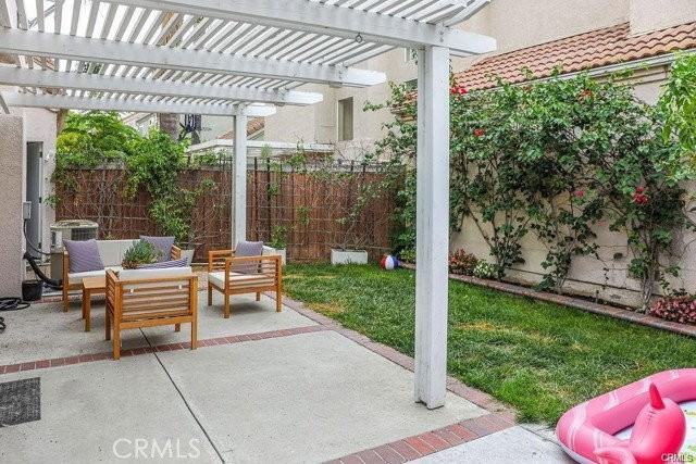 10 Santa Clara St - Photo 2 of 8