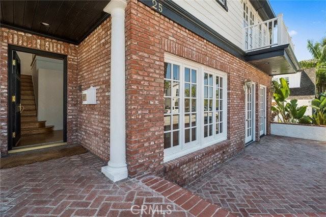 2025 E Balboa Blvd - Photo 2 of 8