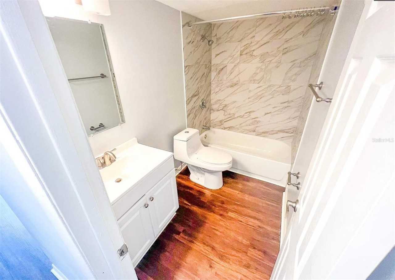 276 Polk Ave - Photo 6 of 6