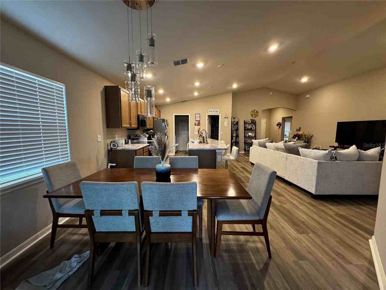 1391 Mountain Flower Ln - Photo 7 of 25