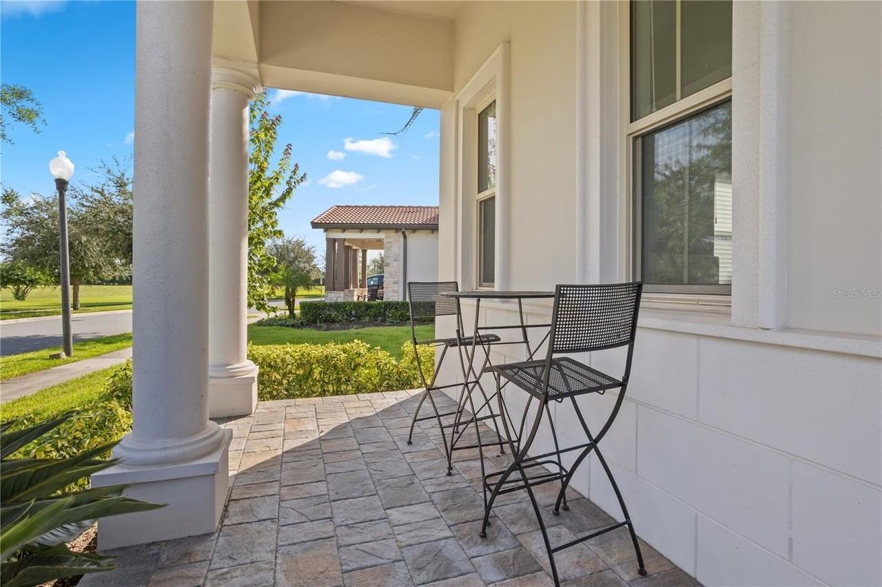 8204 Topsail Pl - Photo 4 of 50