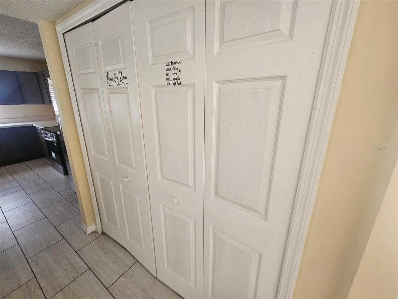 427 Samuel St - Photo 7 of 27