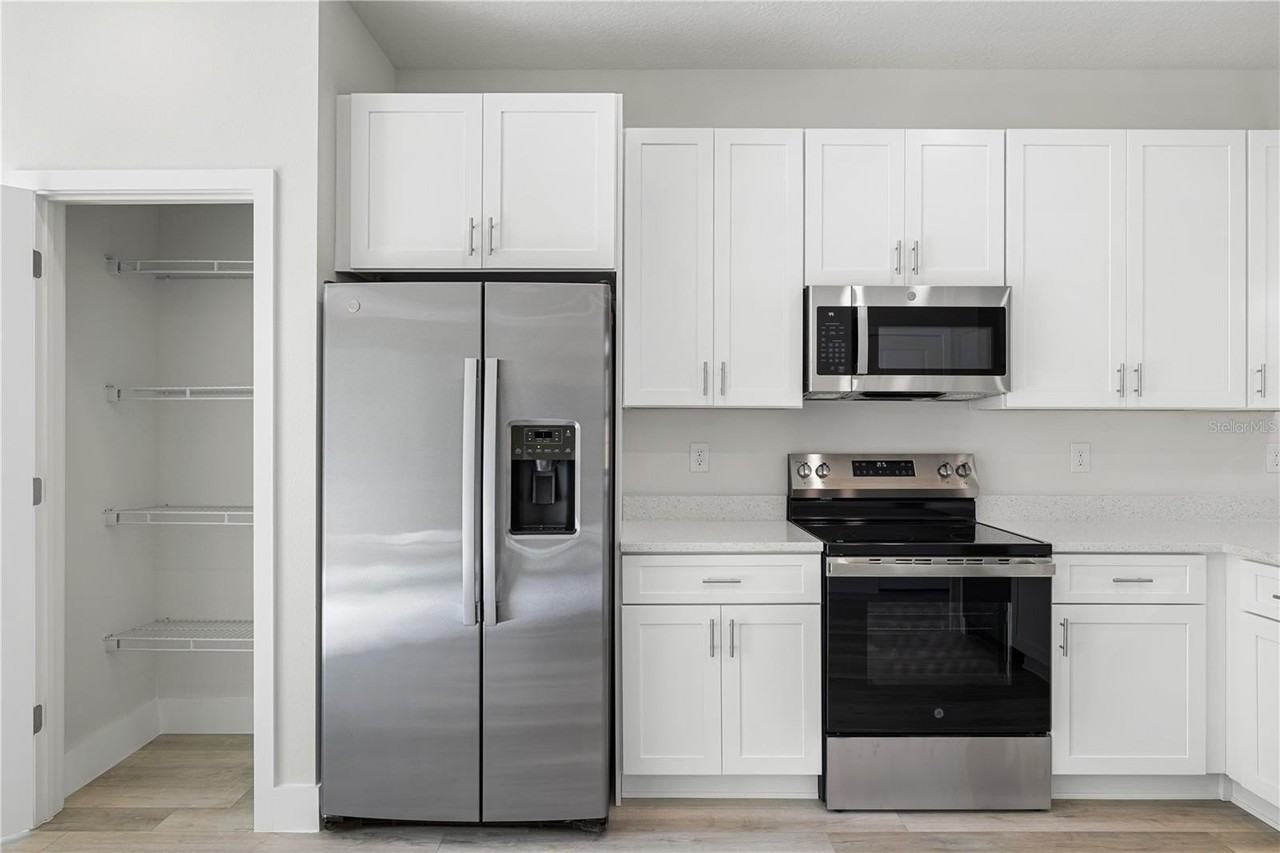 6336 Sw 137th St #2 - Photo 5 of 18
