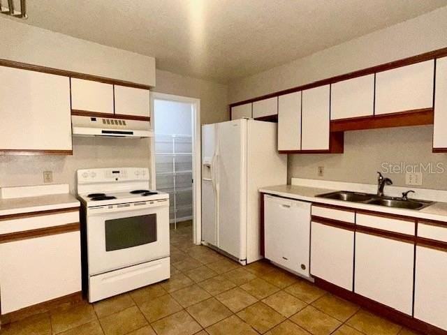 2259 Coach House Blvd #702 - Photo 2 of 14