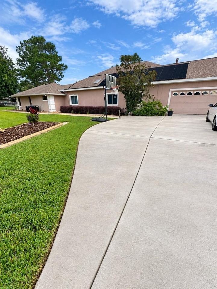 6346 Ne 61st Avenue Rd - Photo 5 of 31