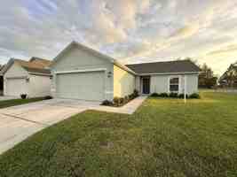 featured image of 627 W Carey Ln