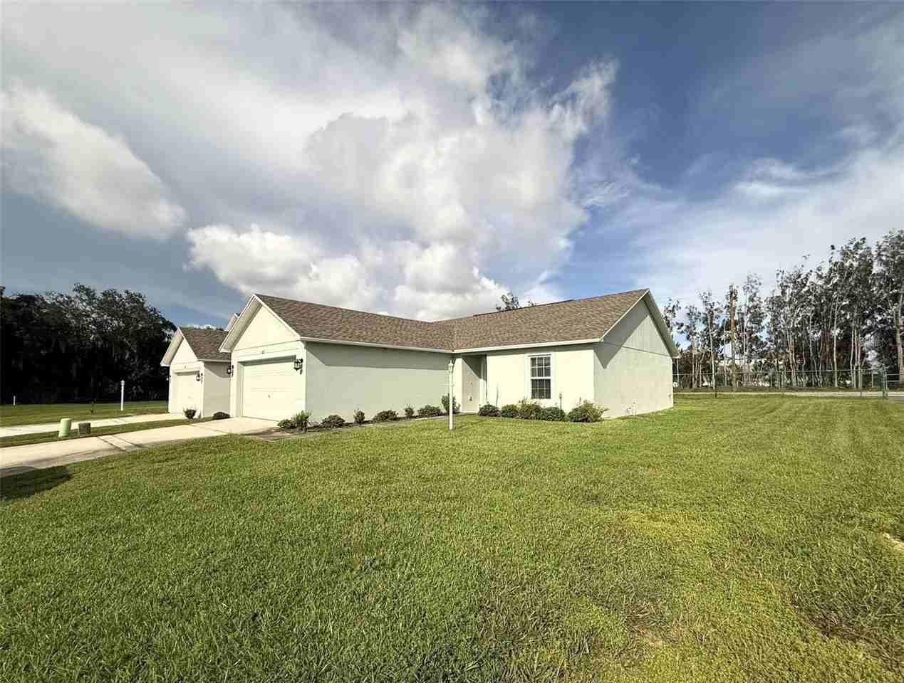 627 W Carey Ln - Photo 3 of 20